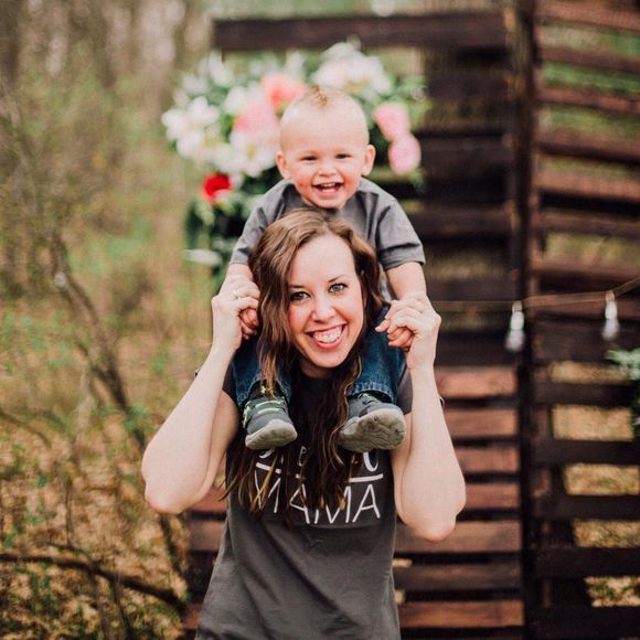 Meet your Posher, Heather - Picture 1 of 1